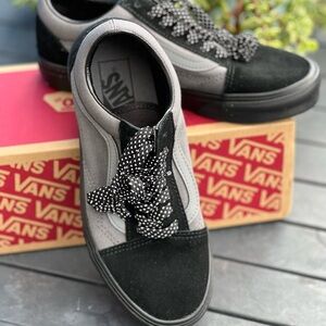 Vans Old Skool Black and Gray Sneakers